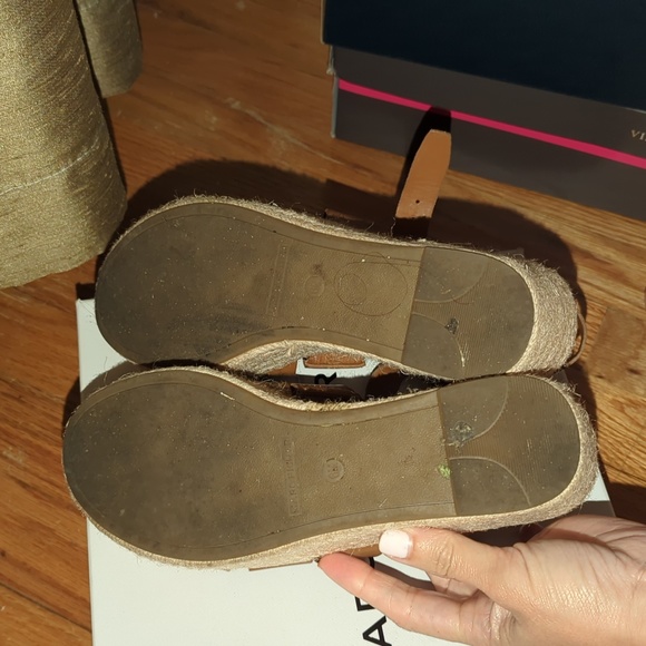 Sandals - Picture 7 of 7